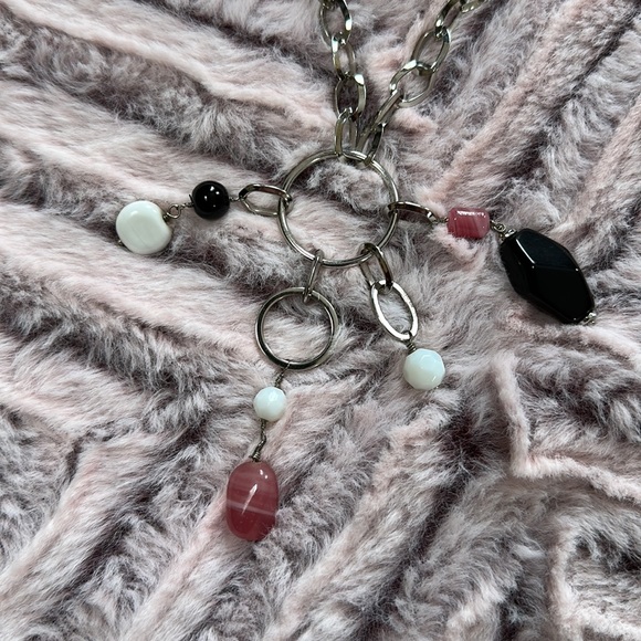 🛍️5 for $20🛍️ Necklace - Picture 2 of 5